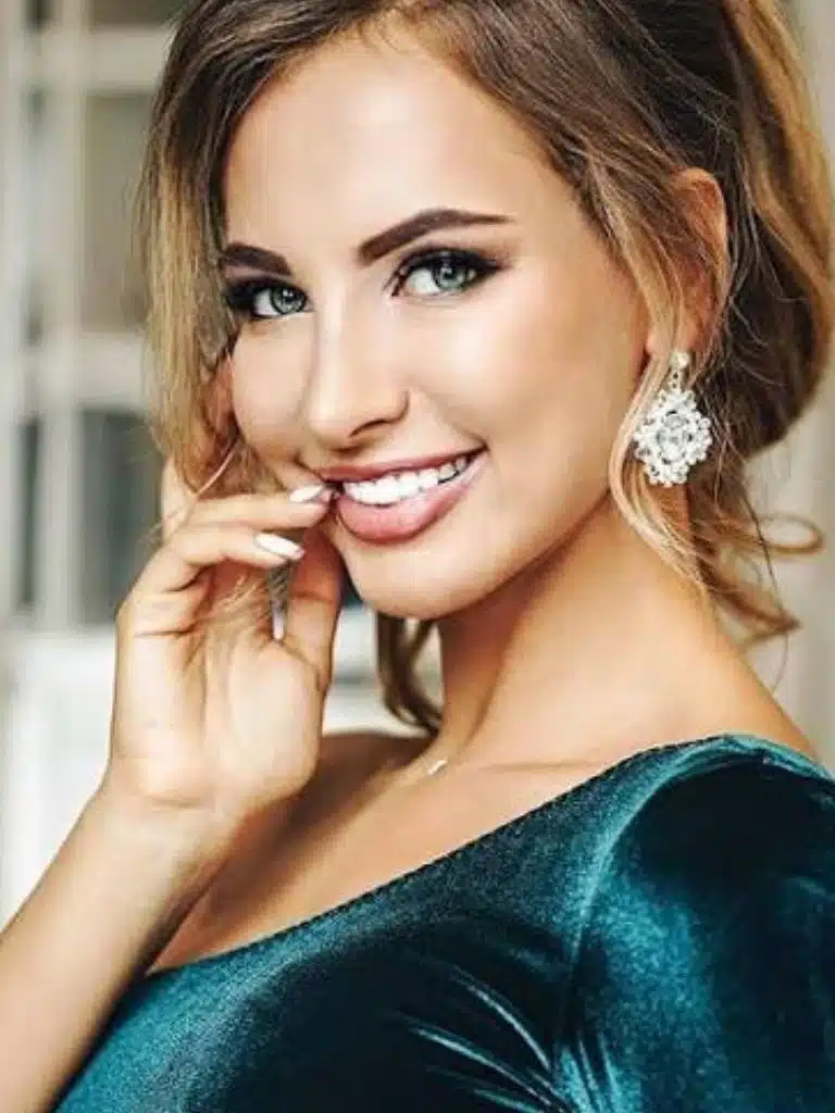 Katerina Kristall Biography: Wiki, Age, Career, Height, Weight, Boyfriend, Net Worth & More
